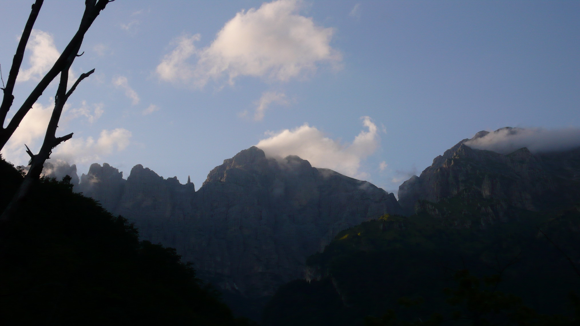 La val de Piero e Schiara nel parco delle dolomiti bellunesi